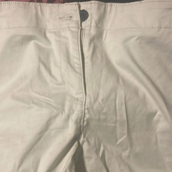 Nautica Ladies' Twill Short color Stone - Picture 6 of 7